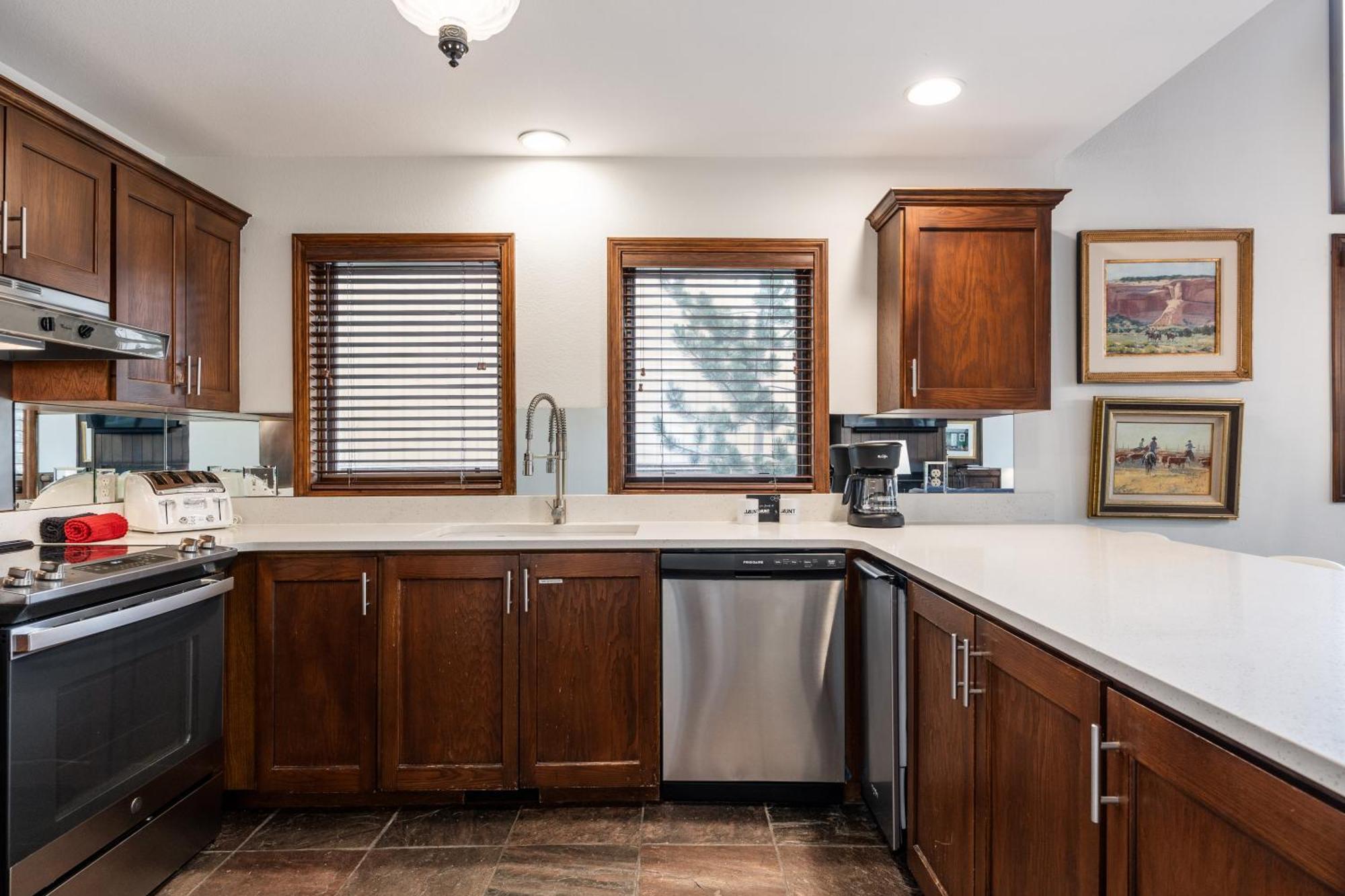 Deer Valley Little Belle Ultimate Ski Getaway, Sleeps 14, Luxury Design, Private Hot Tub, Park City Zewnętrze zdjęcie